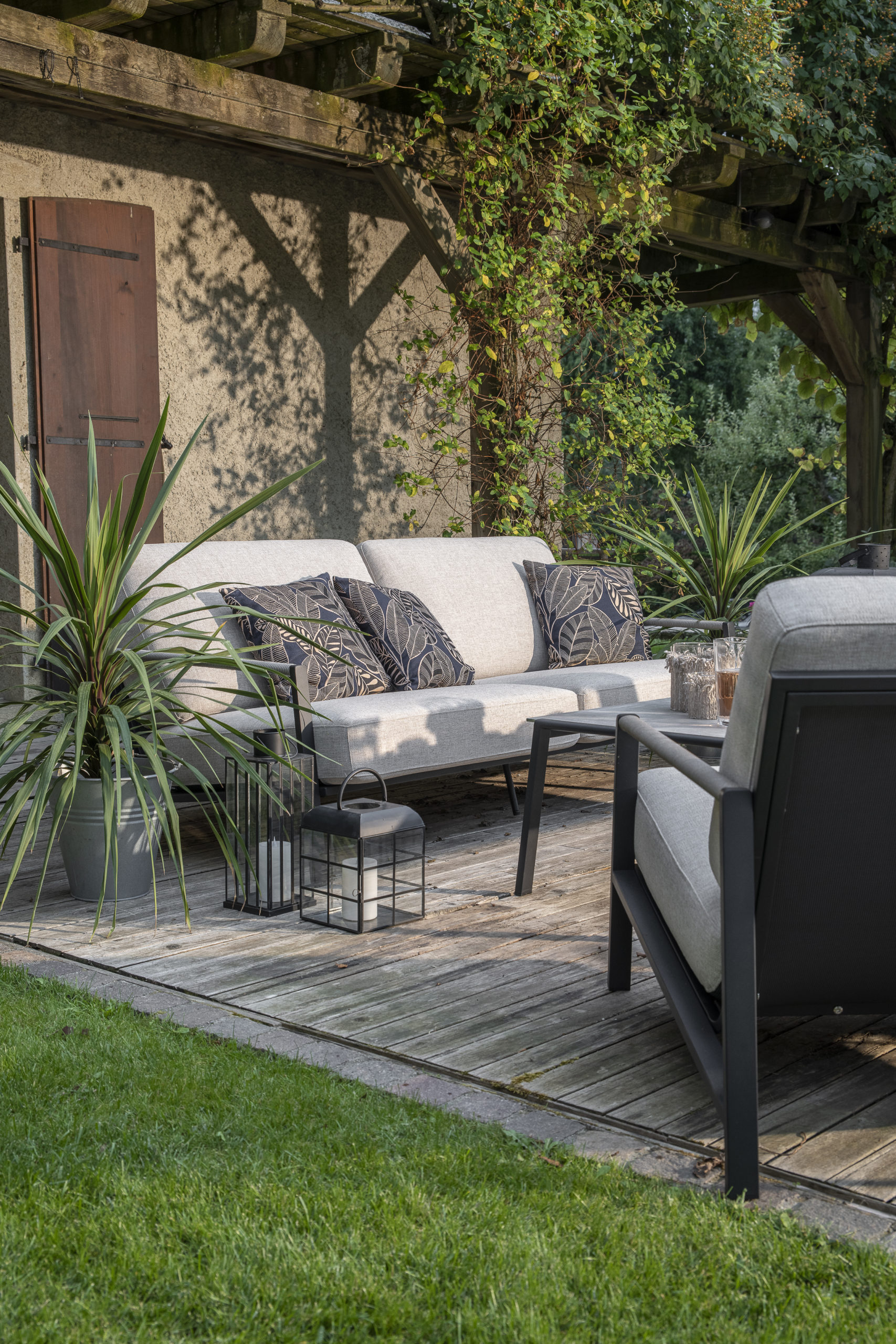 thepurpleside-graphiste-freelance-geneve-reaim-carte-de-visite-professionnelle